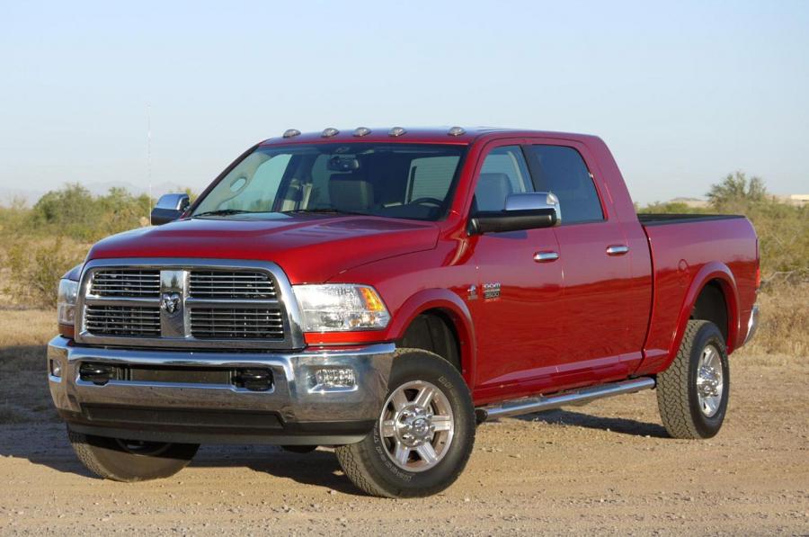  Dodge Ram 3500 Laramie Mega Cab 2010 года  (фото 25 из 37)